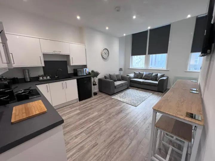 Monthly Stays Liverpool Eksteriør bilde